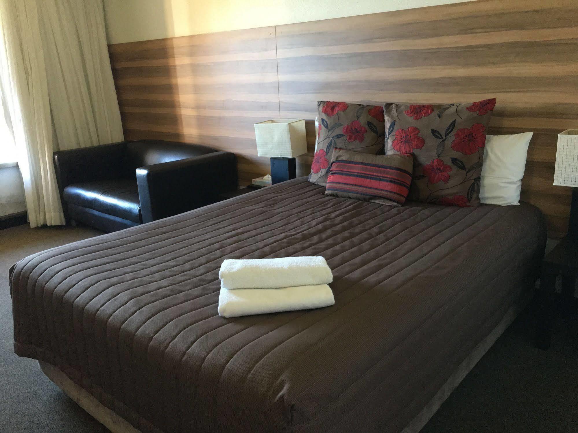 Red Cedars Motel Κανμπέρα Εξωτερικό φωτογραφία